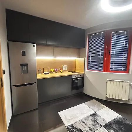 Bohemian 1 - Fast Wi-fi, Ac, Balconies 아파트